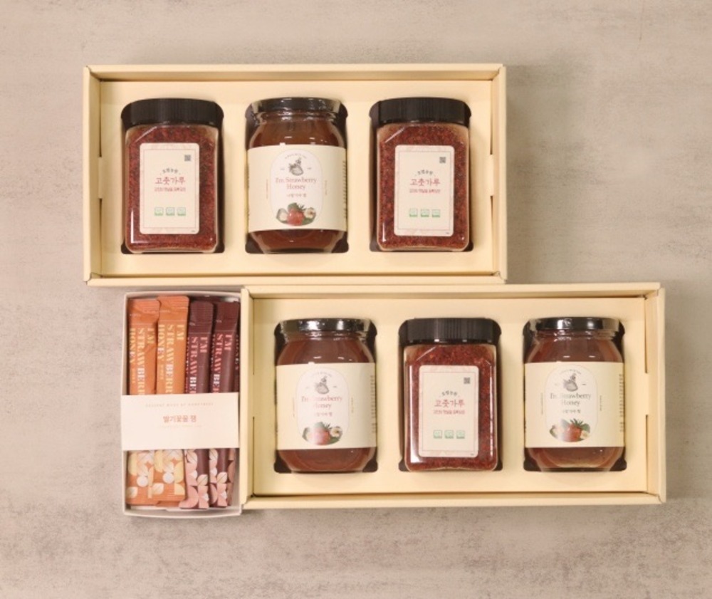 추석 선물세트 밥상위의 온정 꾸러미 (고춧가루, 딸기잼, 딸기청)