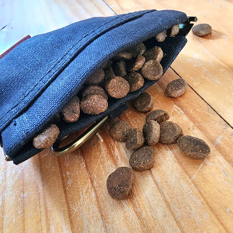 [쵸알쓰] 강아지 애견 훈련용 간식 주머니 트릿백 산책가방